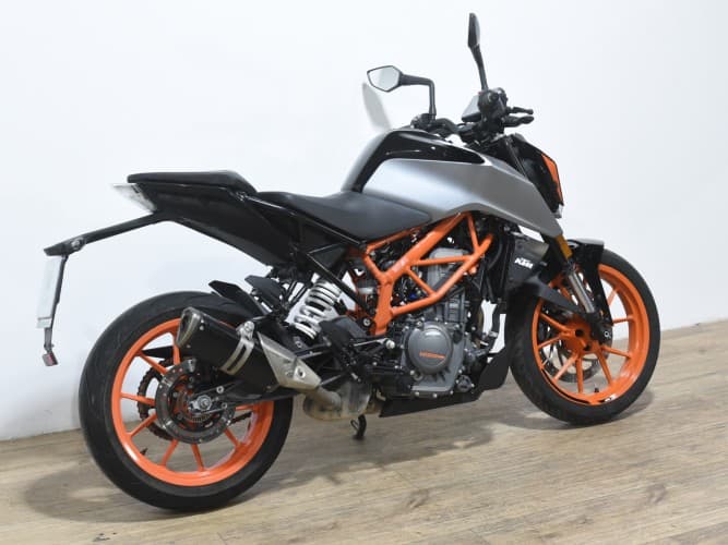 KTM DUKE 390 2021 de segunda mano