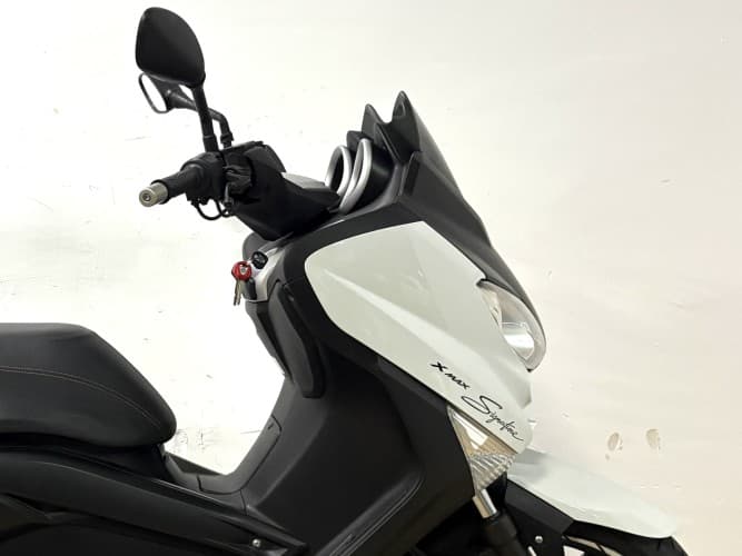 YAMAHA XMAX 250 2013 de segunda mano