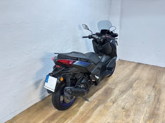 YAMAHA XMAX 125 2023 de segunda mano