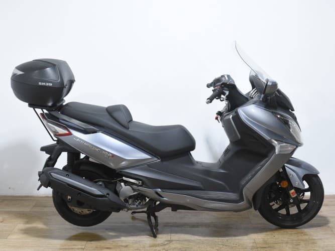 SYM JOYMAX 300I GTS 2017 de segunda mano
