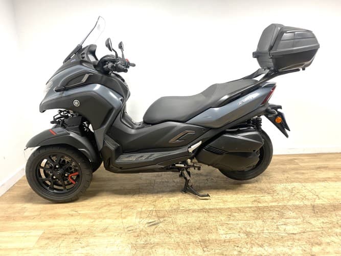 YAMAHA TRICITY 300 (TOP CASE) 2025 de segunda mano