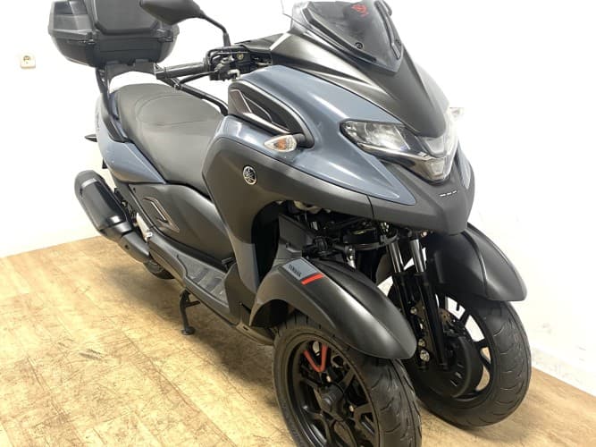 YAMAHA TRICITY 300 (TOP CASE) 2025 de segunda mano