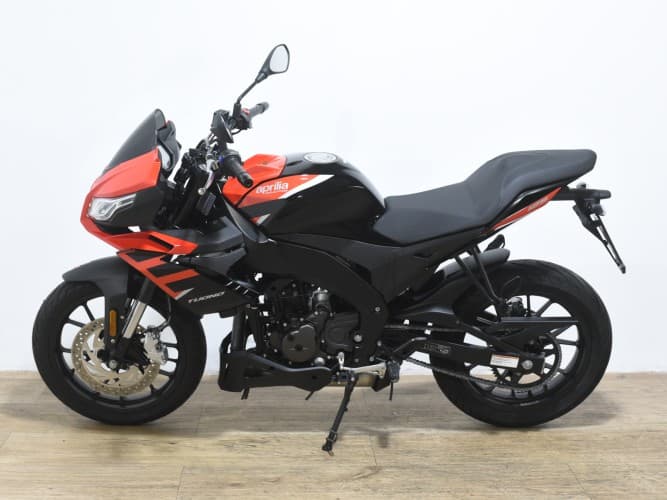 Comprar APRILIA TUONO 125 2024 de segunda mano APRILIA TUONO 125 2024 de segunda mano