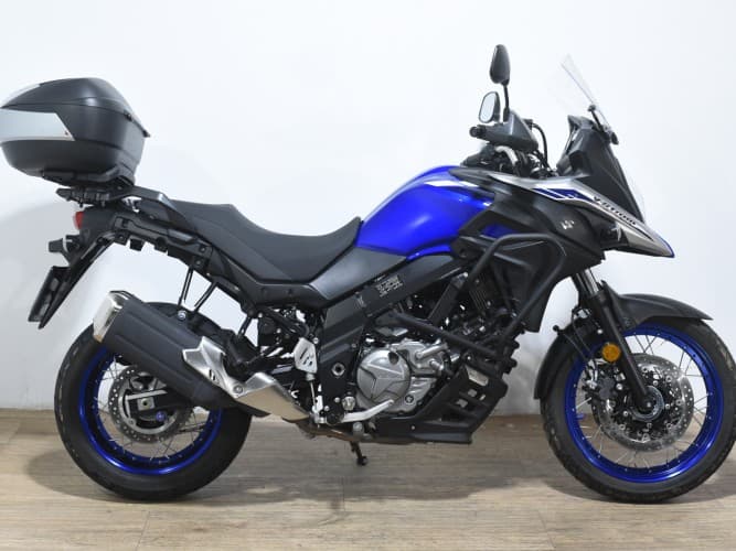 SUZUKI V STROM 650 XT(A)(TOP CASE) 2023 de segunda mano