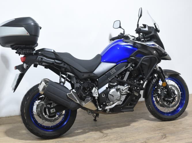 SUZUKI V STROM 650 XT(A)(TOP CASE) 2023 de segunda mano