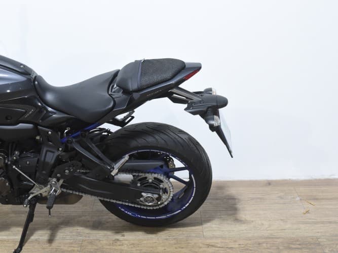 YAMAHA MT-07 (A2) 2014 de segunda mano