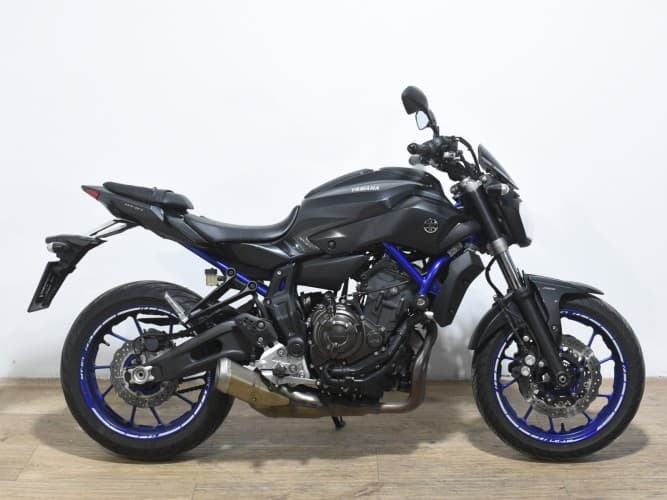 YAMAHA MT-07 (A2) 2014 de segunda mano