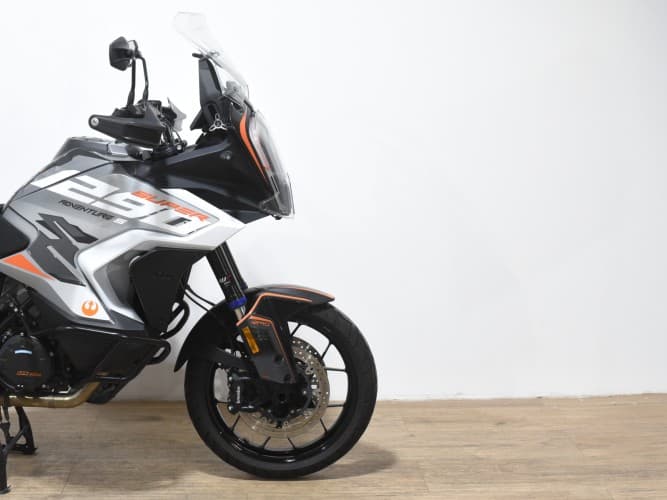 KTM 1290 SUPER ADVENTURE S (TOP CASE) 2023 de segunda mano