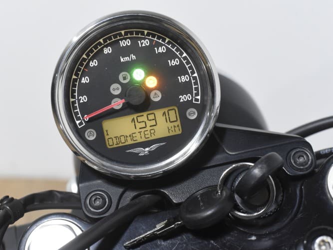 MOTO GUZZI V7 III STONE 2021 de segunda mano