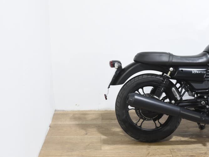 MOTO GUZZI V7 III STONE 2021 de segunda mano