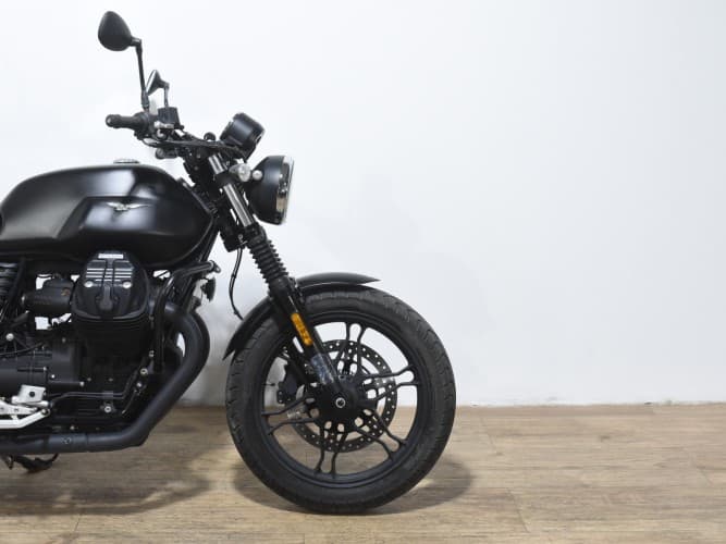 MOTO GUZZI V7 III STONE 2021 de segunda mano
