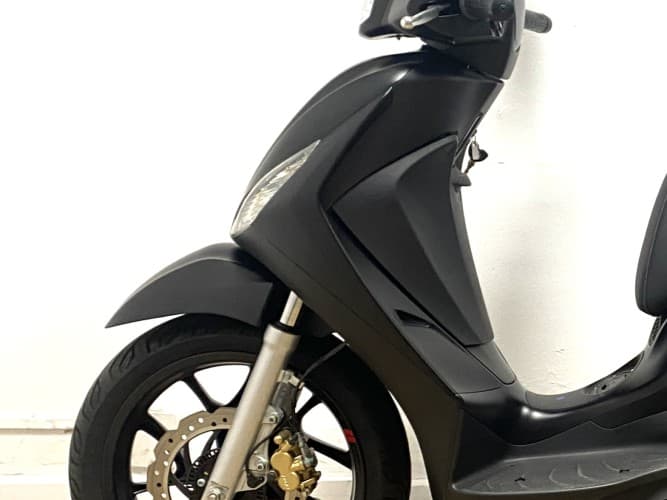 Comprar PIAGGIO MEDLEY 125 2024 de segunda mano PIAGGIO MEDLEY 125 2024 de segunda mano