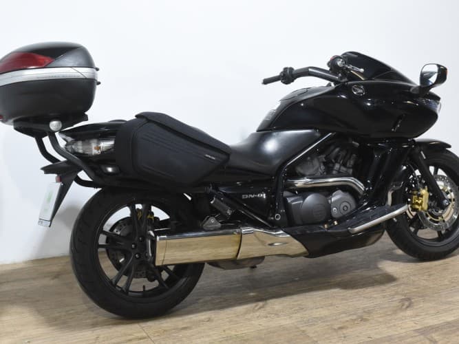 HONDA DN 01 (TOP CASE) 2010 de segunda mano