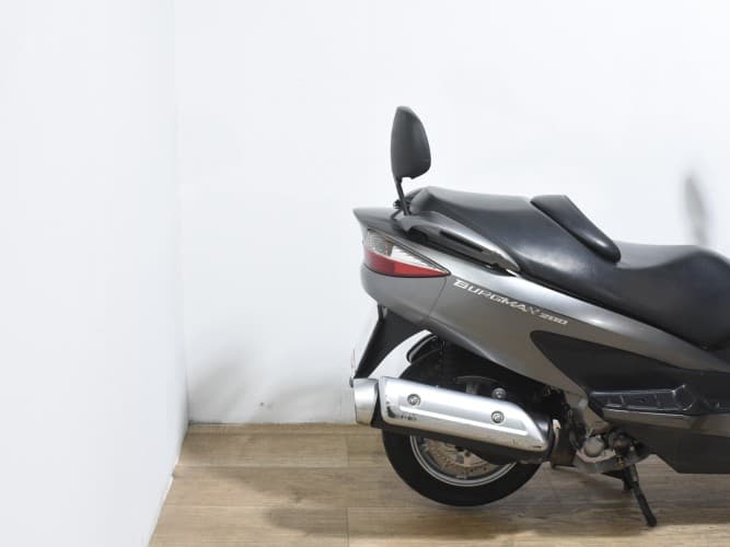 SUZUKI BURGMAN 200 2009 de segunda mano