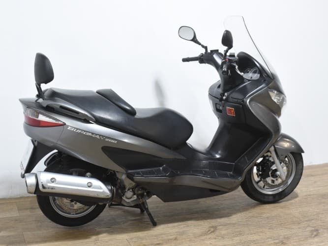 SUZUKI BURGMAN 200 2009 de segunda mano