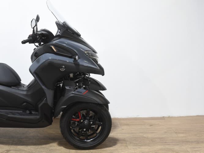 YAMAHA TRICITY 300 2024 de segunda mano