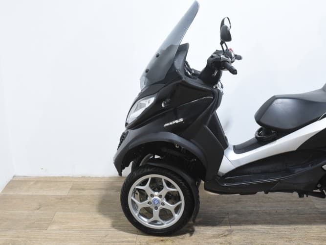 PIAGGIO MP3 500 HPE 2021 de segunda mano