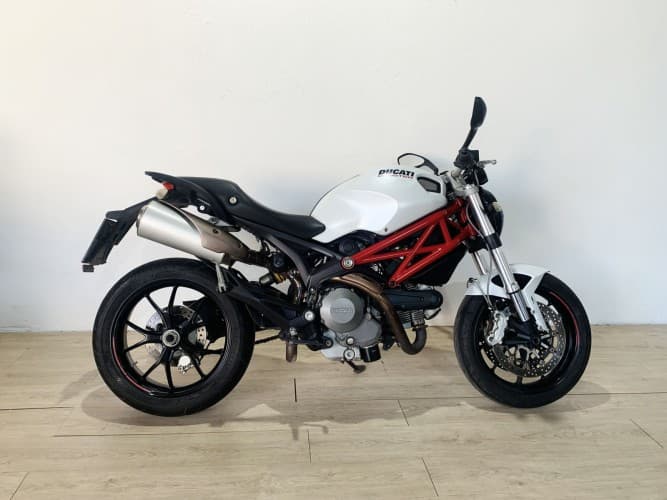 Comprar DUCATI MONSTER 796 (A2) 2011 de segunda mano DUCATI MONSTER 796 (A2) 2011 de segunda mano