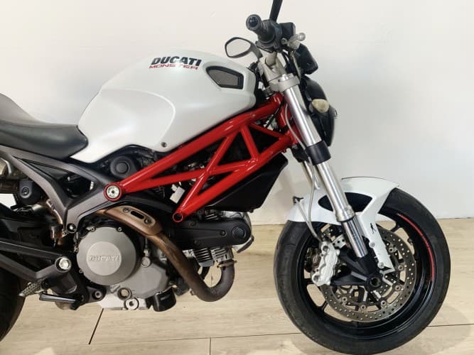 Comprar DUCATI MONSTER 796 (A2) 2011 de segunda mano DUCATI MONSTER 796 (A2) 2011 de segunda mano