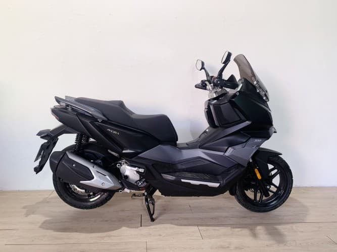 SYM ADX 300 TCS 2025 de segunda mano
