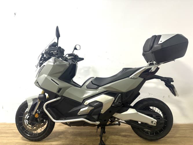 HONDA X-ADV 750 (TOP CASE) 2025 de segunda mano