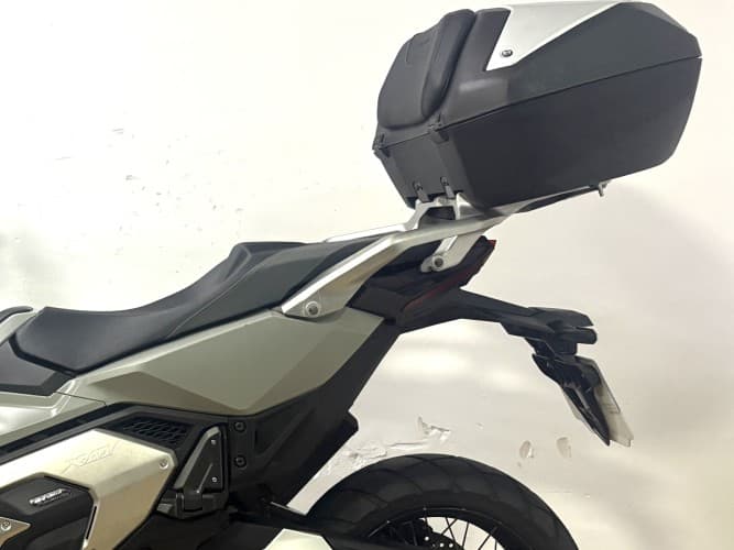 HONDA X-ADV 750 (TOP CASE) 2025 de segunda mano