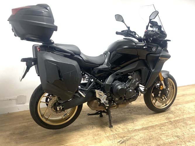 YAMAHA TRACER 9 GT (A)(TRES MALETAS) 2024 de segunda mano