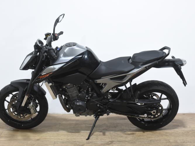 Comprar KTM 790 DUKE L (A)(QUICKSHIFTER) 2018 de segunda mano KTM 790 DUKE L (A)(QUICKSHIFTER) 2018 de segunda mano
