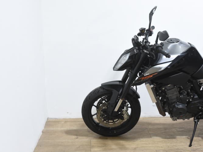 Comprar KTM 790 DUKE L (A)(QUICKSHIFTER) 2018 de segunda mano KTM 790 DUKE L (A)(QUICKSHIFTER) 2018 de segunda mano