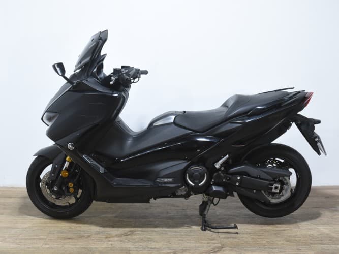 Comprar YAMAHA TMAX 560 TECH MAX 2020 de segunda mano YAMAHA TMAX 560 TECH MAX 2020 de segunda mano
