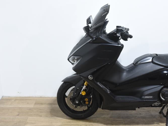 Comprar YAMAHA TMAX 560 TECH MAX 2020 de segunda mano YAMAHA TMAX 560 TECH MAX 2020 de segunda mano