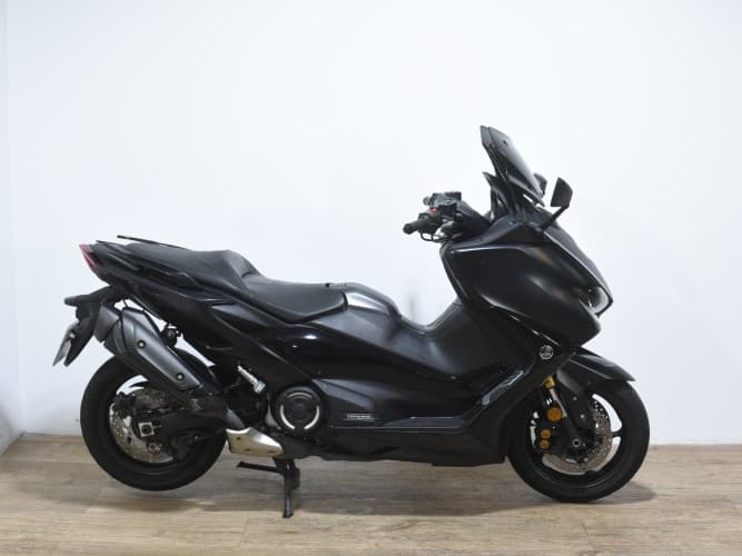 Comprar YAMAHA TMAX 560 TECH MAX 2020 de segunda mano YAMAHA TMAX 560 TECH MAX 2020 de segunda mano
