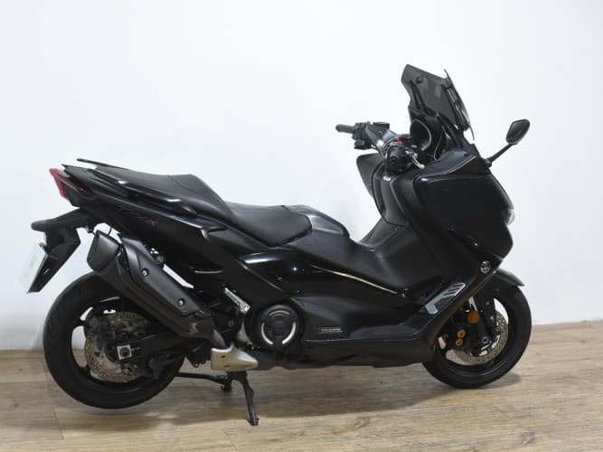 Comprar YAMAHA TMAX 560 TECH MAX 2020 de segunda mano YAMAHA TMAX 560 TECH MAX 2020 de segunda mano