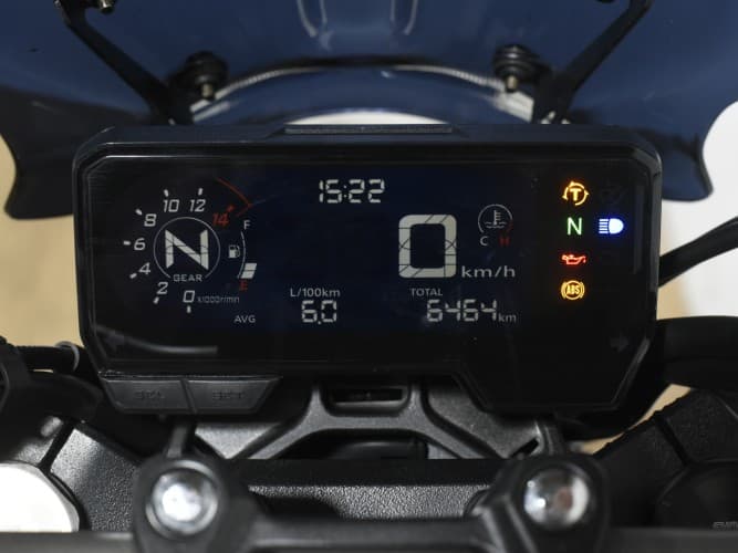 Comprar HONDA CB 650 R (A) (TOP CASE) 2021 de segunda mano HONDA CB 650 R (A) (TOP CASE) 2021 de segunda mano