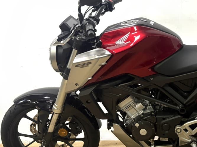 Comprar HONDA CB 125 R 2019 de segunda mano HONDA CB 125 R 2019 de segunda mano