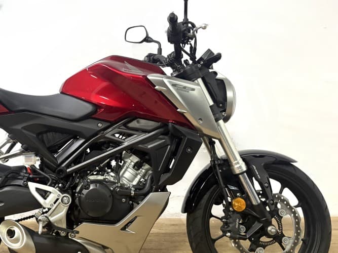 Comprar HONDA CB 125 R 2019 de segunda mano HONDA CB 125 R 2019 de segunda mano