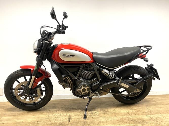 DUCATI SCRAMBLER CLASSIC (A) 2016 de segunda mano