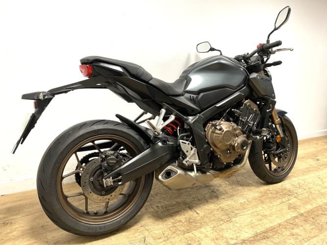 Comprar HONDA CB 650 R (A) 2023 de segunda mano HONDA CB 650 R (A) 2023 de segunda mano