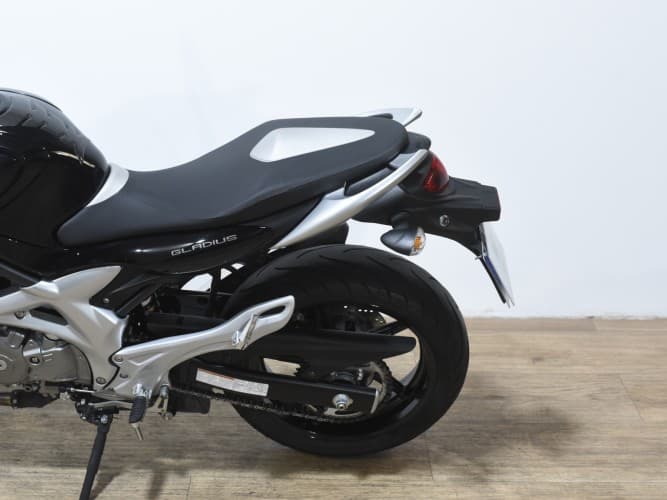 Comprar SUZUKI GLADIUS 650 (A) 2009 de segunda mano SUZUKI GLADIUS 650 (A) 2009 de segunda mano