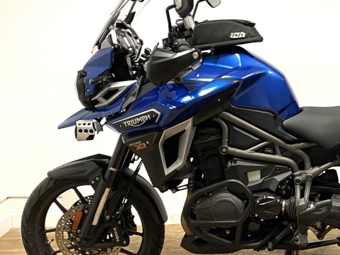 TRIUMPH TIGER 1200 EXPLORER XRX (3 MALETAS) 2017 de segunda mano