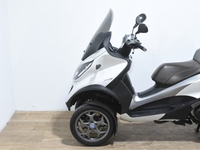 PIAGGIO MP3 500 LT 2016 de segunda mano