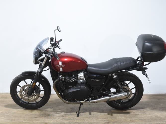 Comprar TRIUMPH STREET TWIN (TOP CASE) 2018 de segunda mano TRIUMPH STREET TWIN (TOP CASE) 2018 de segunda mano
