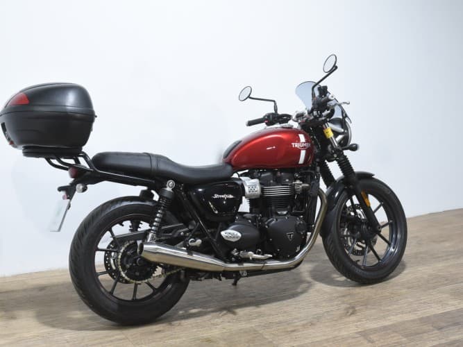 Comprar TRIUMPH STREET TWIN (TOP CASE) 2018 de segunda mano TRIUMPH STREET TWIN (TOP CASE) 2018 de segunda mano