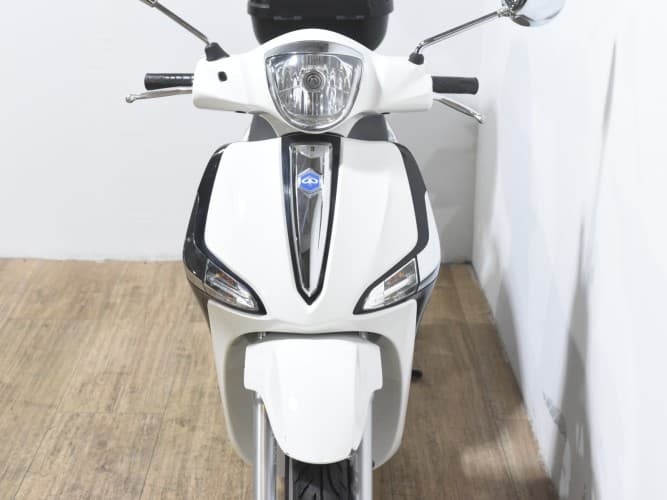 PIAGGIO LIBERTY 125 ( TOP CASE ) 2023 de segunda mano