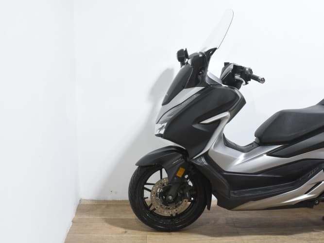 Comprar HONDA FORZA 300 2019 de segunda mano HONDA FORZA 300 2019 de segunda mano