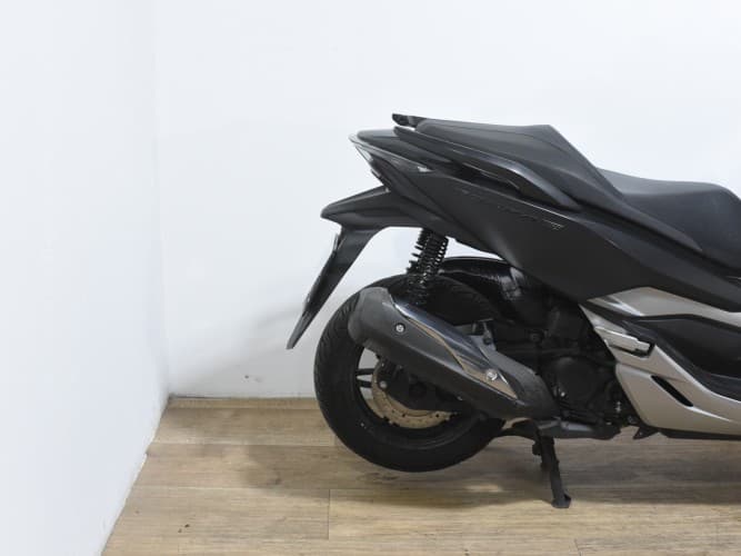 Comprar HONDA FORZA 300 2019 de segunda mano HONDA FORZA 300 2019 de segunda mano