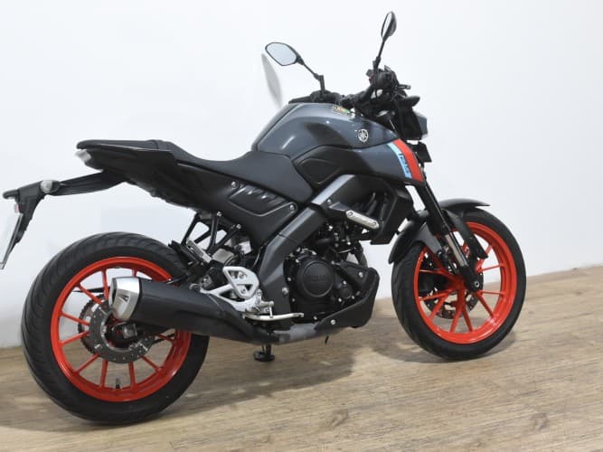 Comprar YAMAHA MT-125 2021 de segunda mano YAMAHA MT-125 2021 de segunda mano