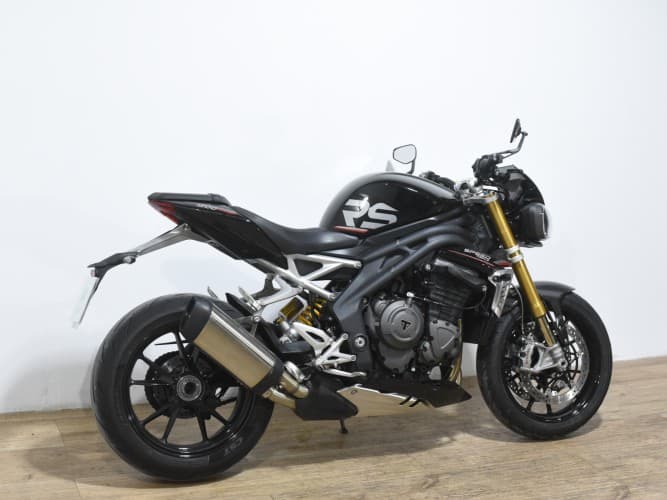 Comprar TRIUMPH SPEED TRIPLE 1200 RS (A) 2021 de segunda mano TRIUMPH SPEED TRIPLE 1200 RS (A) 2021 de segunda mano