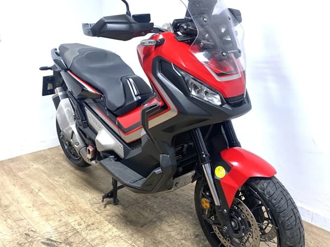 Comprar HONDA X-ADV 750 (A) 2019 de segunda mano HONDA X-ADV 750 (A) 2019 de segunda mano