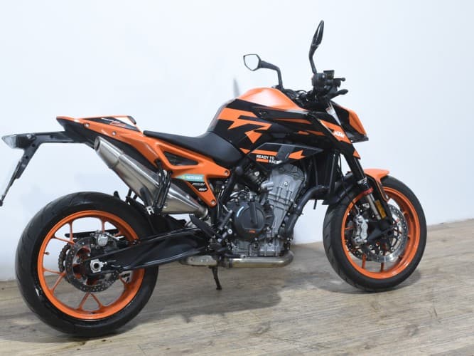 KTM DUKE 890  GP 2024 de segunda mano